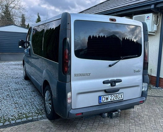 Renault Trafic cena 28900 przebieg: 204000, rok produkcji 2005 z Wrocław małe 29